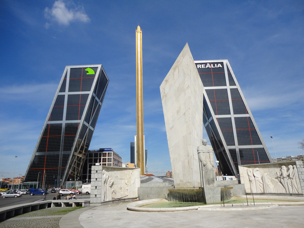 MADRID, Torres Puerta de Europa - Plaza Castilla, 115 m