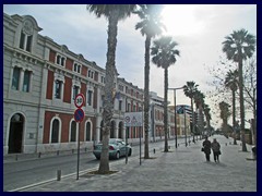 Alicante City Centre 108  - Muelle Levante street.