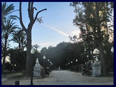 Parque de Canalejas - a small, narrow park at the extantion of La Explanada, just next to the sea, with strange trees and beautiful sculptures.