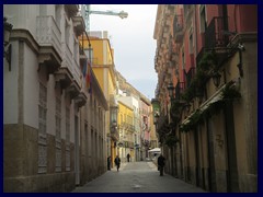 Alicante Old Town 01 - Also called El Barrio, situated in the East part of city center, just next to Santa Barbara Castle.