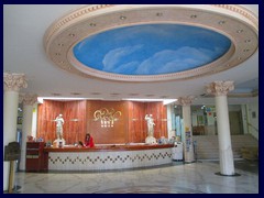 Palm Beach Hotel 09 - lobby with marbles and columns