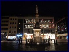 Bonn by night 07 - Marktplatz