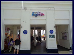 Brighton railway station 13