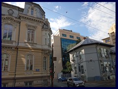 Center, University square 66