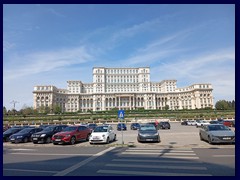 Constitution Square, Parliament 01