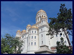 Peoples Salvation Cathedral, Catedrala Nationala 02