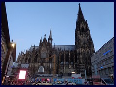 Cologne Cathedral after dark 1