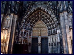Cologne Cathedral by night 41