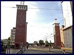 Duisburg Innenhafen 04 - Schwanentorbrücke