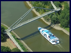 Rheinturm and its views 55 - Brücke am Medienhafen