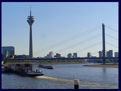 Rheinuferpromenade 44 - Rhine Tower, Rheinknie Bridge, Medienhafen