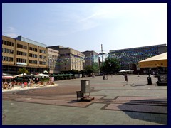 Kennedyplatz 1