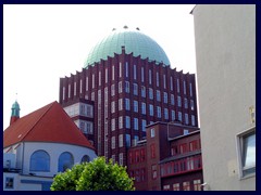 Anzeiger Hochhaus 1