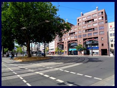 Mitte (city center) and Leine river 19