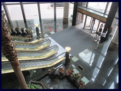 Escalator of Central Plaza