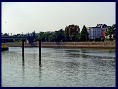 Mosel riverfront 06