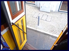 Tram ride Estrela 22