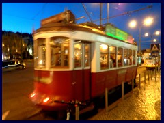 Alfama tram ride 03