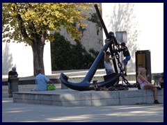 Anchor monument, Kongresni trg