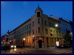 Ljubljana by night 105 - Miklosicev park