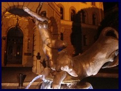 Ljublana_by_night_4K_1 - University sculpture