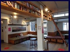 Wombats The City hostel 02