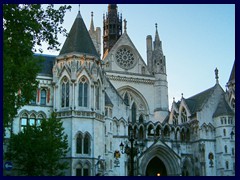 Royal Courts of Justice 2006 01