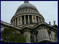 St Paul's Cathedral in 2006 03