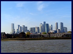 Canary Wharf skyline from Greenwich02