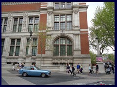 Victoria and Albert Museum, South Kensington