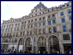 Apple Store, Regent Street 09