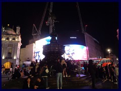 Piccadilly Circus 21 - Shaftesbury Memorial Fountain