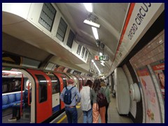 Oxford Circus station  01