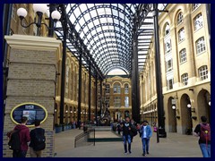 Hays Galleria, Southwark 02