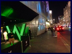 Piccadilly Circus by night 01