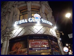 Piccadilly Circus by night 07