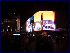 Piccadilly Circus by night 16