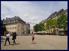 Place de Clairefontaine 1