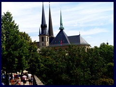 Place de la Constitution 06 -Notre-Dame