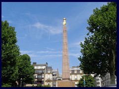 Place de la Constitution 07