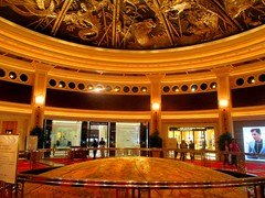 Wynn has a luxury shopping galleria with stores like Gucci, Armani and Prada.