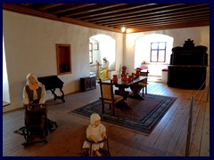 Predjama Castle 28