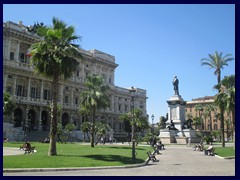 Piazza Cavour 005