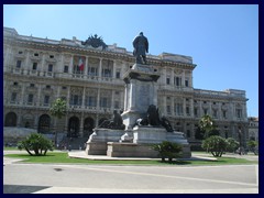 Palace of Justice (Palazzo di Giustizia) dominates Piazza Cavour. It was built 1888-1910 and serves as the Supreme Court of Cassation and the Judicial Public Library. The design of the Palace of Justice was inspired by renaissance and baroque, built in Travertine limestone and it is 170x155m in size.
