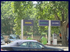 There are small gas stations at the sides of the streets of Rome, here at the Tiber.