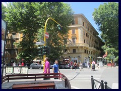 Via Ottaviano/Viale Guiolo Cesaro intersection.