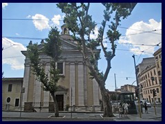 A small church at Via Merluna