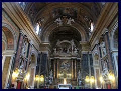 Gesù e Maria (Church of Jesus and Mary), a roman catholic baroque church on Via del Corso.