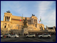 Piazza Venezia with the Monument to Vittorio Emanuele II.