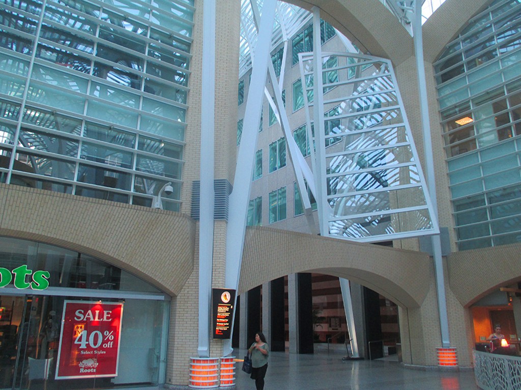 Toronto - Eaton Centre, Brookfield Place, Allen Lambert Galleria, Hockey  Hall of Fame